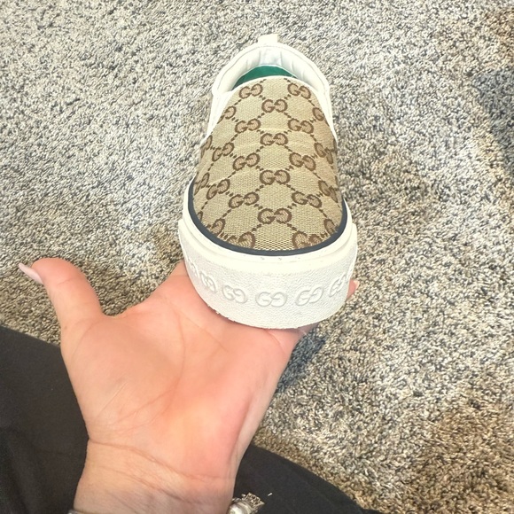Gucci Tennis Shoes - Picture 5 of 6